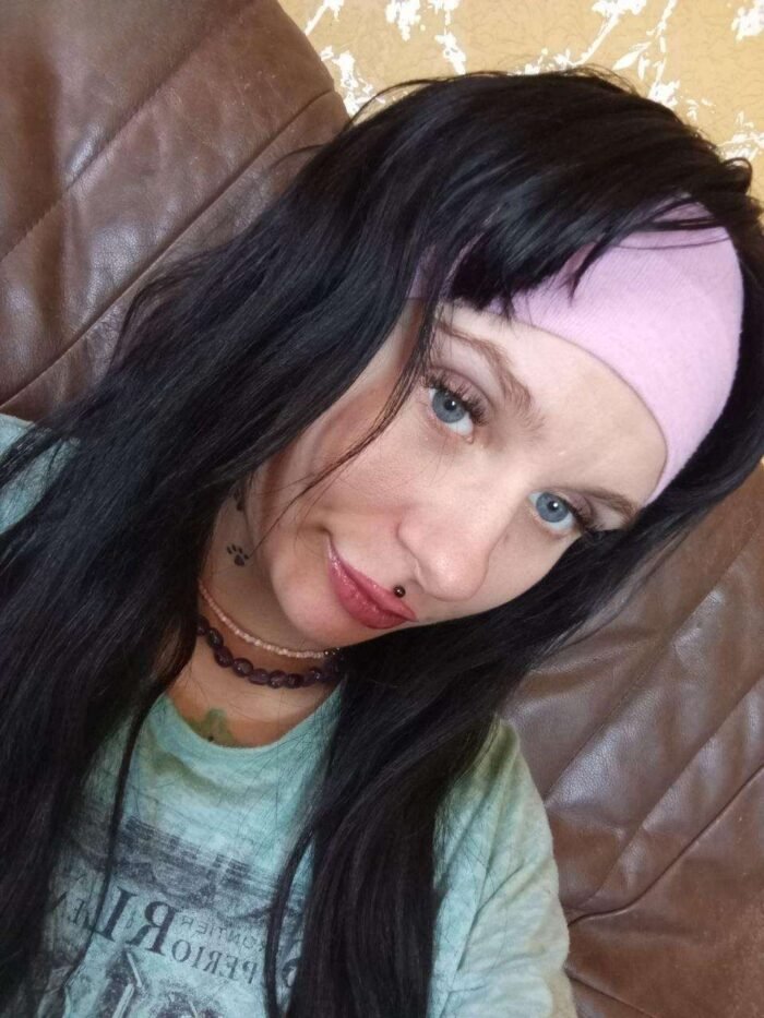 Violeta, 25 - Image 6